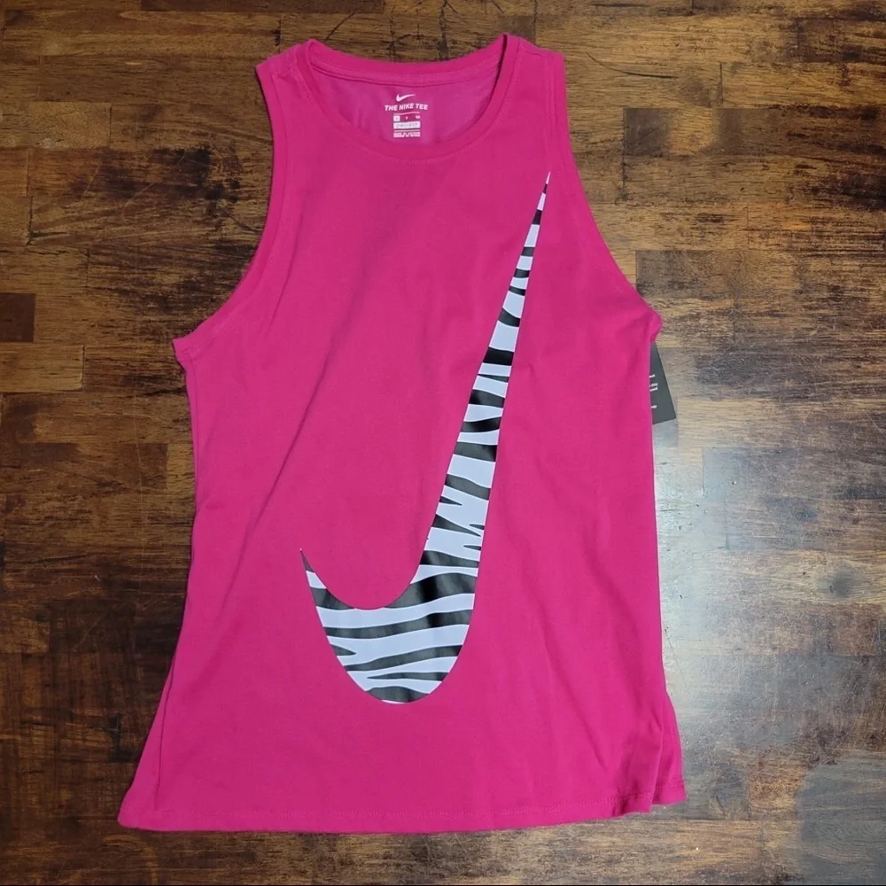 Nike women’s tank top sz Various